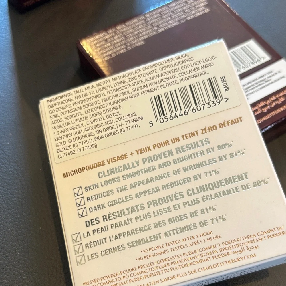 Charlotte Tilbury Airbrush Brightening Flawless Finish Powder - Picture 2 of 2